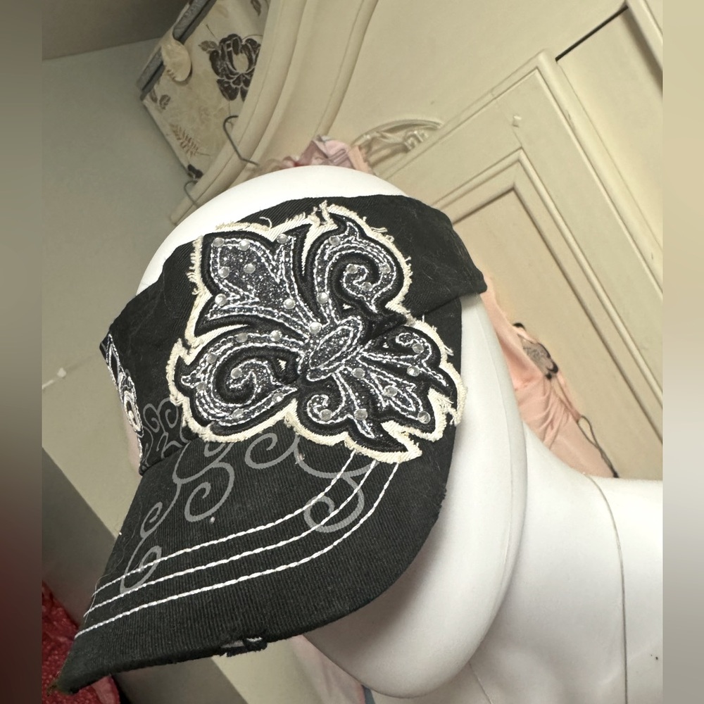 Pit bull embellished rhinestone black visor hat